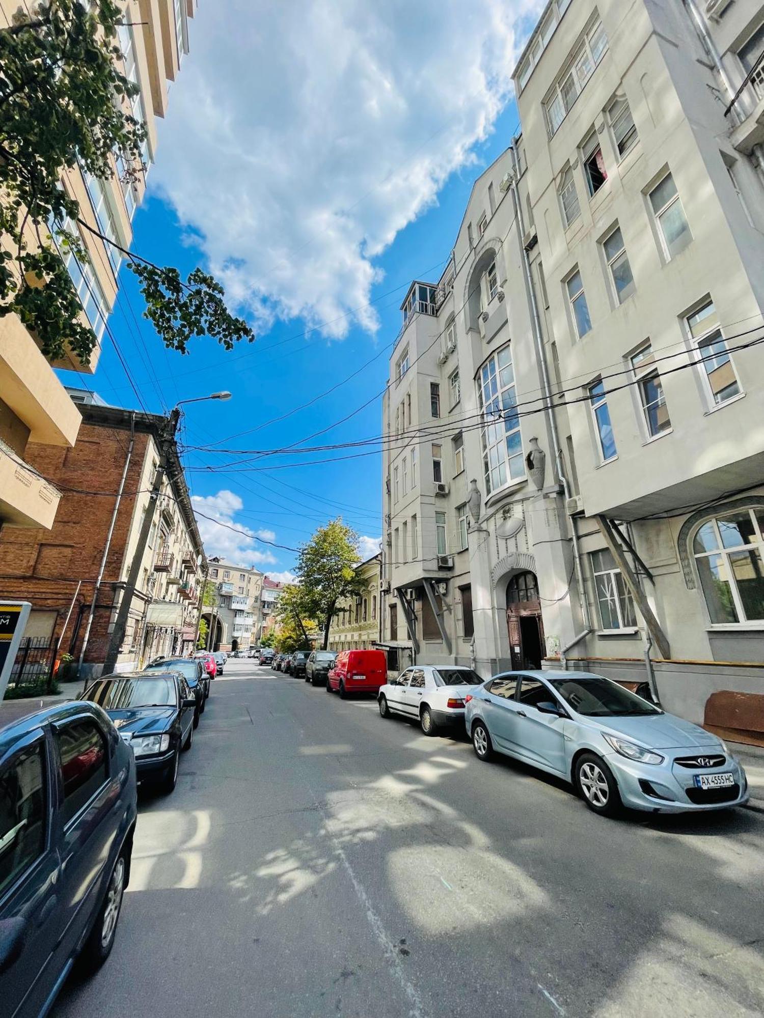 Apartment For Rent In The City Center Of Kharkiv K18 Elinaflats Extérieur photo